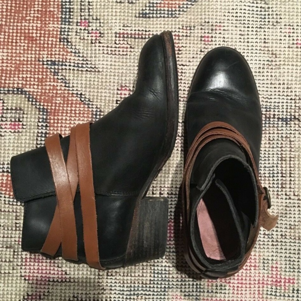 Hudson Horrigan Ankle Boots